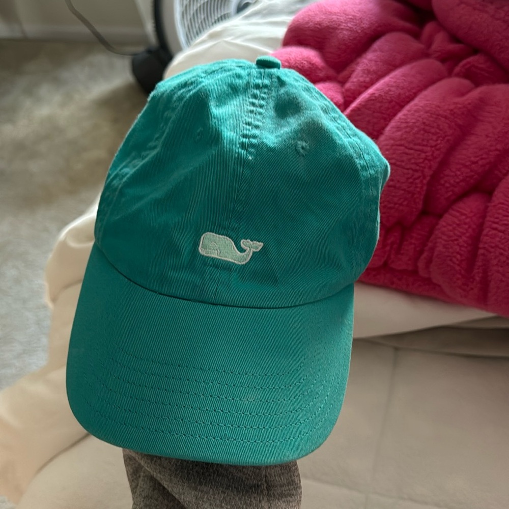 Teal vineyard vines hat